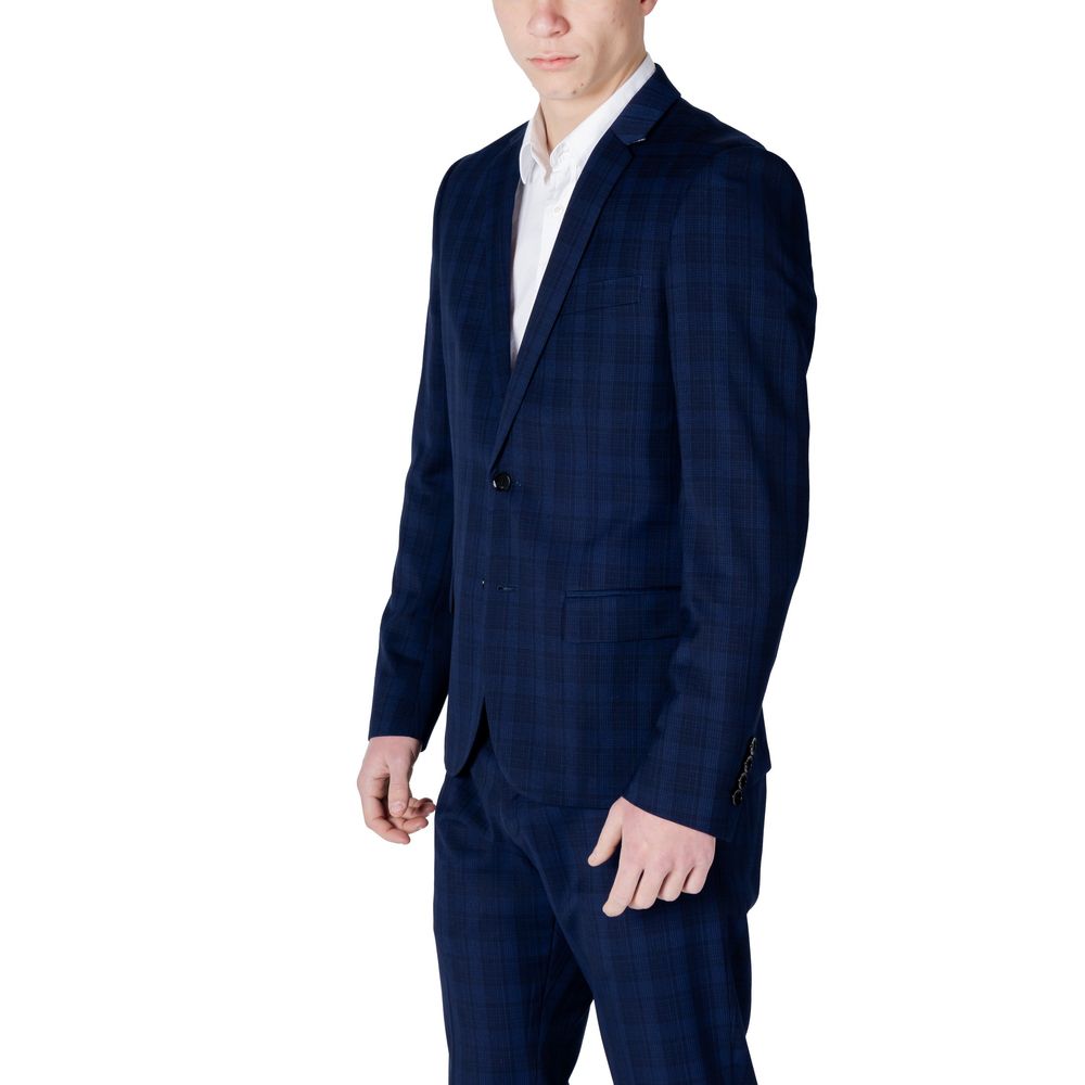 Blazer by Antony Morato for men in stretch polyester & viscose blue features an sartorial silhouette, showcasing a sophisticated lapel notch-lapel neckline and sartorial for a truly sartorial finish.