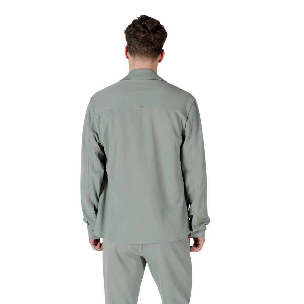 Overcoat by Antony Morato for men in stretch polyester cotton green features a contemporary silhouette showcasing a contemporary and refined for a sophisticated finish.