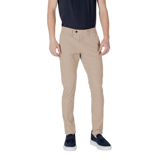 Trousers by Antony Morato for men in stretch cotton beige presents a smart silhouette, meticulously detailed with a smart skinny & slim, a smart long, and a smart .