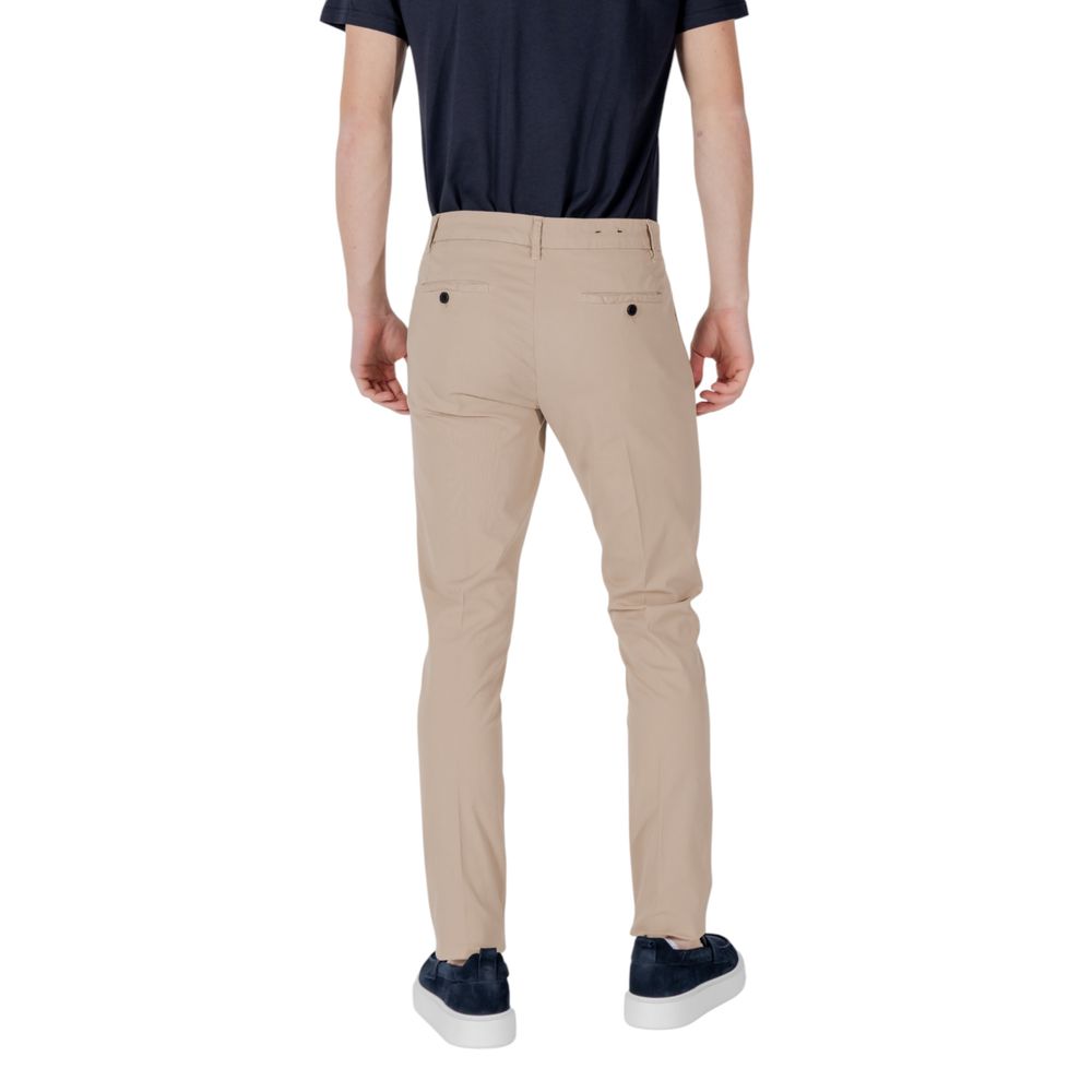 Trousers by Antony Morato for men in stretch cotton beige features an sartorial silhouette, showcasing a precise skinny & slim and long with a sartorial for a refined look.