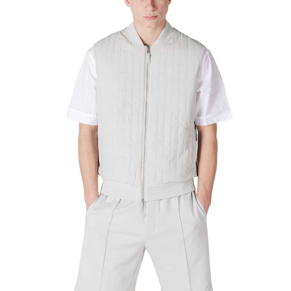 Bomber Jacket by Antony Morato for men in cotton polyester gray presents a effortlessly chic silhouette, showcasing a sophisticated and premium pockets for a truly effortlessly chic finish.