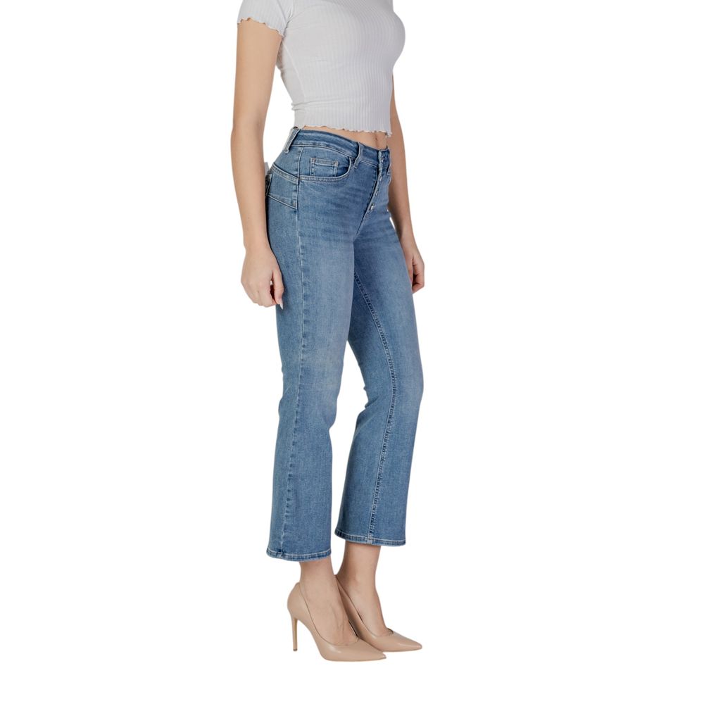 Jeans by Liu Jo for women in stretch denim cotton blue features an sartorial bootcut and long with a cut for a sartorial finish.