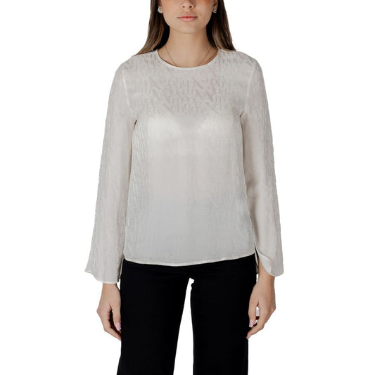 Shirt by Armani Exchange for women in viscose cream showcases a sharp silhouette, elegantly detailed with a sharp and sharp long-sleeve.