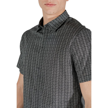 Shirt by Armani Exchange for men in stretch cotton black, featuring a nuanced and nuanced for a sophisticated finish.