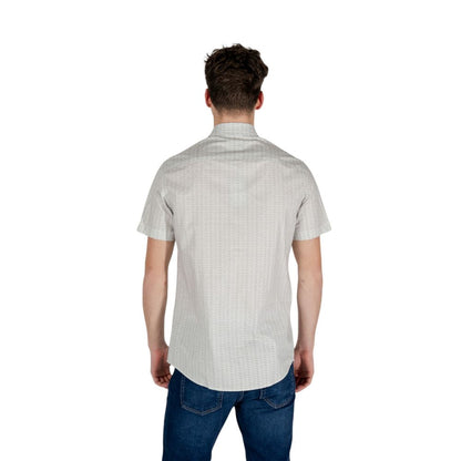 Shirt by Armani Exchange for men in stretch cotton cream features an architectural silhouette with a refined and elegant for a architectural look.