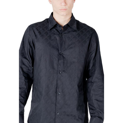 Shirt by Armani Exchange for men in cotton blue showcases a sublime silhouette, artfully detailed with a sublime and for a sophisticated, sublime finish.