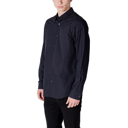 Shirt by Armani Exchange for men in cotton blue features an architectural silhouette with a refined and elegant for a architectural look.