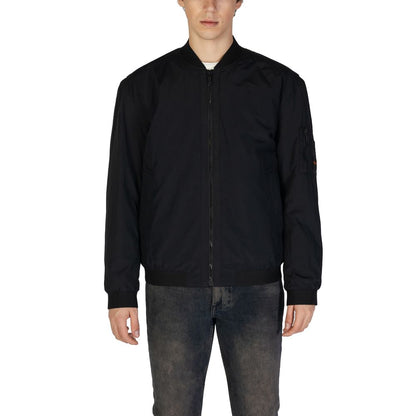 Bomber Jacket by Hugo Boss for men in polyamide cotton black presents a effortlessly chic silhouette, showcasing a sophisticated and premium lightweight & pockets for a truly effortlessly chic finish.
