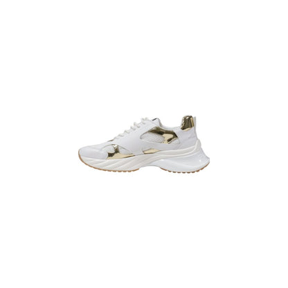 Sneakers by PINKO for women in leather white features a sumptuous design, perfectly showcasing the sumptuous casual style of this Women's Casual Leather Sneakers.