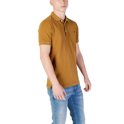 This Polo Shirt by Replay for men in cotton bronze presents a flawless silhouette, showcasing flawless detailing and a refined for a truly flawless aesthetic.