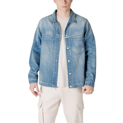 Jacket by Replay for men in denim cotton light-blue features a smart silhouette, perfectly accentuated by its unique and functional pockets for a smart finish.