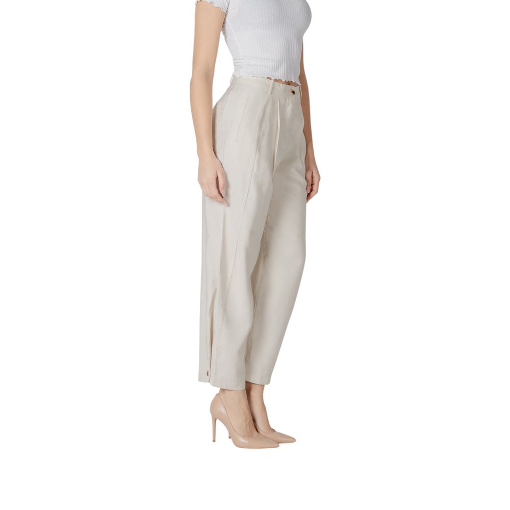Trousers by Vila Clothes for women in polyester & viscose cream features a tailored silhouette with a tailored wide, defined by its long and a sophisticated high rise.