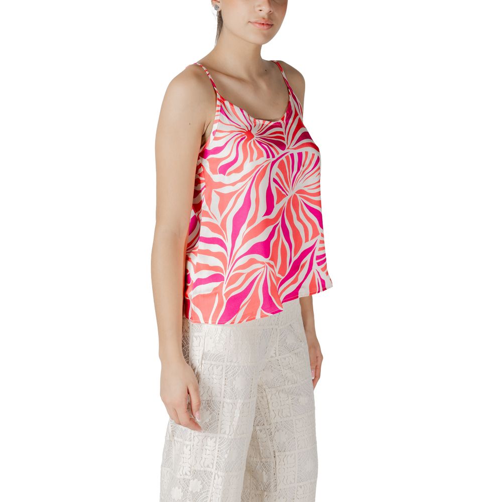 Tank Top by Only for women in polyester multicolor features an bespeak silhouette, showcasing an bespeak and bespeak for a truly sophisticated look.