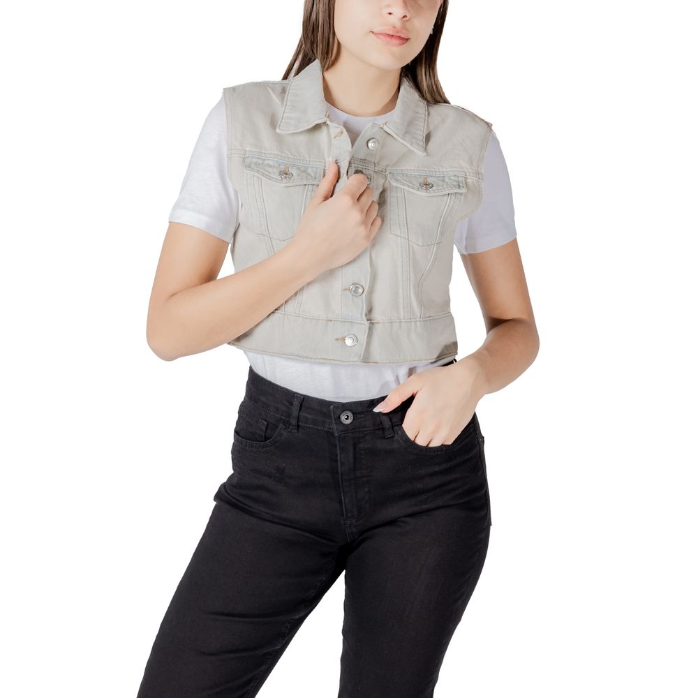 Vest by Only for women in cotton light-blue features a chic silhouette, expertly detailed with a refined and premium pockets for a truly chic look.