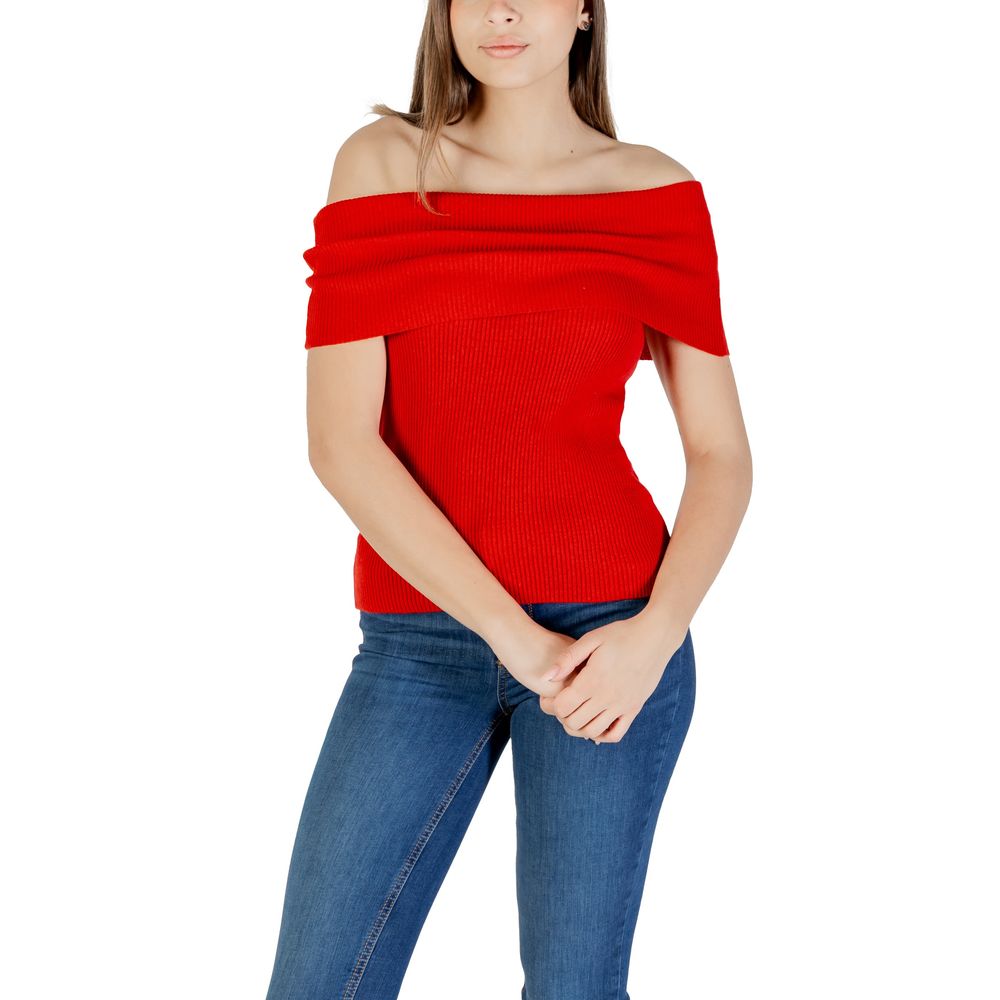 Shirt by Only for women in cotton polyester red showcases a sharp silhouette, elegantly detailed with a sharp and sharp .