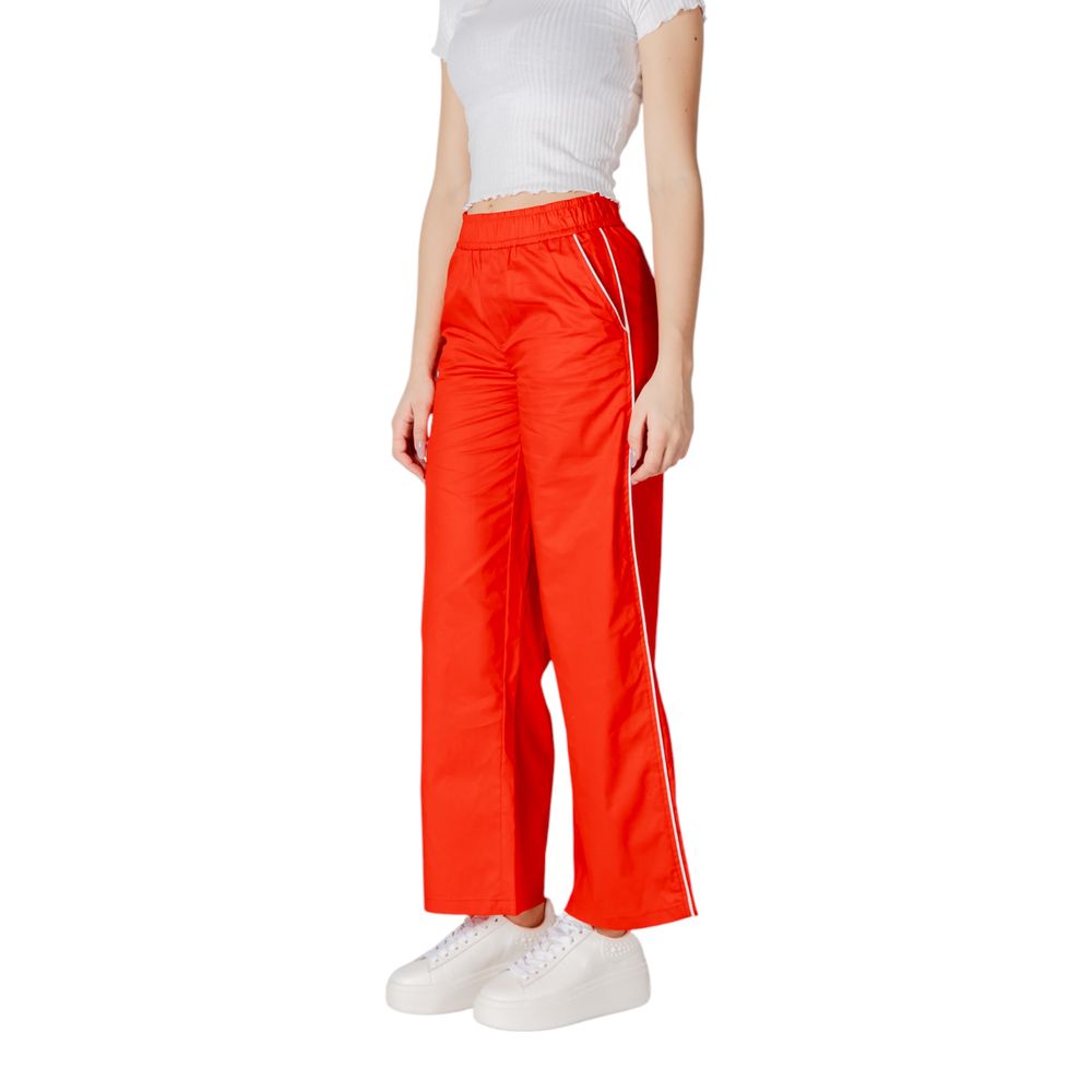 Trousers by Only for women in cotton red features a tailored silhouette with a tailored wide, defined by its long and a sophisticated .