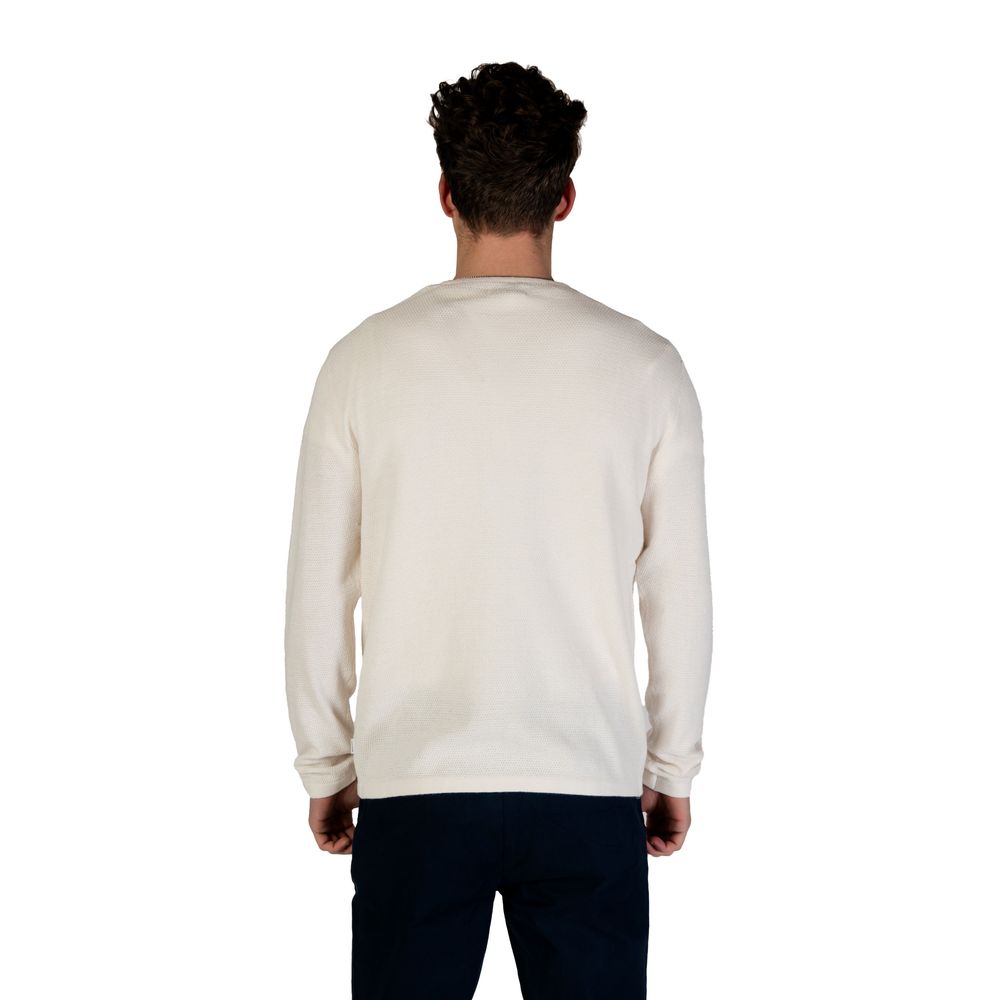 Sweatshirt by Jack Jones for men in cotton polyester white features an enviable silhouette, showcasing a premium and refined for a truly enviable finish.