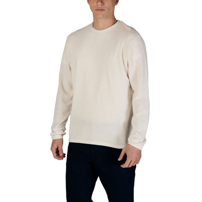 Sweatshirt by Jack Jones for men in cotton polyester white presents a smart casual silhouette, featuring a smart casual and for a sophisticated look.