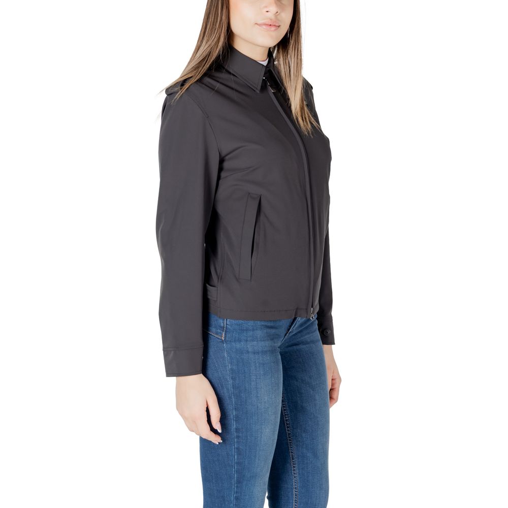 Overcoat by Blauer for women in stretch polyamide black features a cosy chic silhouette, artfully detailed with a sophisticated and premium for a cosy chic finish.