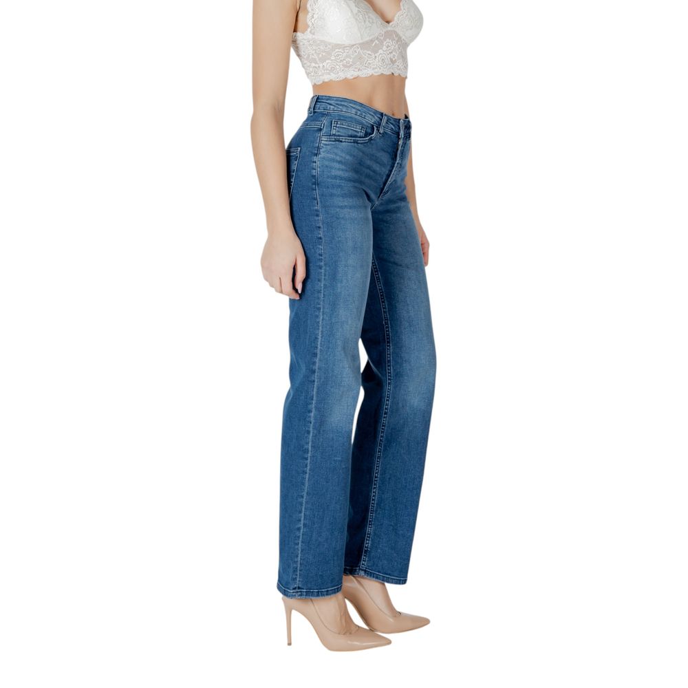 Jeans by ICHI for women in stretch denim cotton blue features a polished silhouette with a polished relaxed-fit & wide, reaching a polished and finished with a polished .