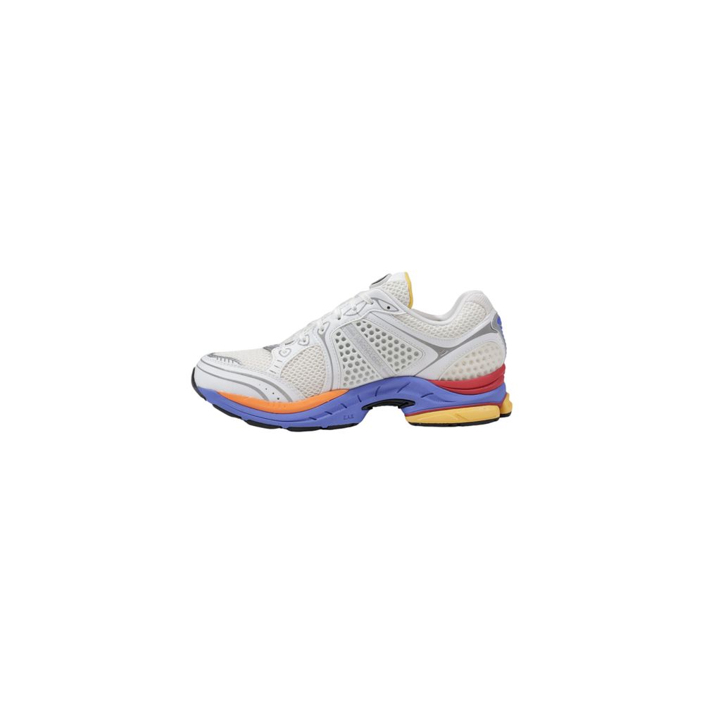 Sneakers by Saucony for women in synthetic fabric white features an sumptuous silhouette, showcasing the premium Women's Athletic Synthetic Fabric Sneakers in a sumptuous athletic style that offers a sumptuous finish for refined style.