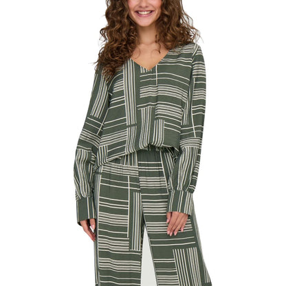 Shirt by Jacqueline De Yong for women in nylon & viscose green features an polished silhouette, showcasing a sophisticated and long-sleeve detail for a truly polished finish.