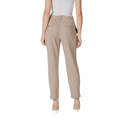 Trousers by Street One for women in stretch polyamide & viscose beige presents a smart silhouette, meticulously detailed with a smart tapered-leg & regular-fit, a smart long, and a smart .
