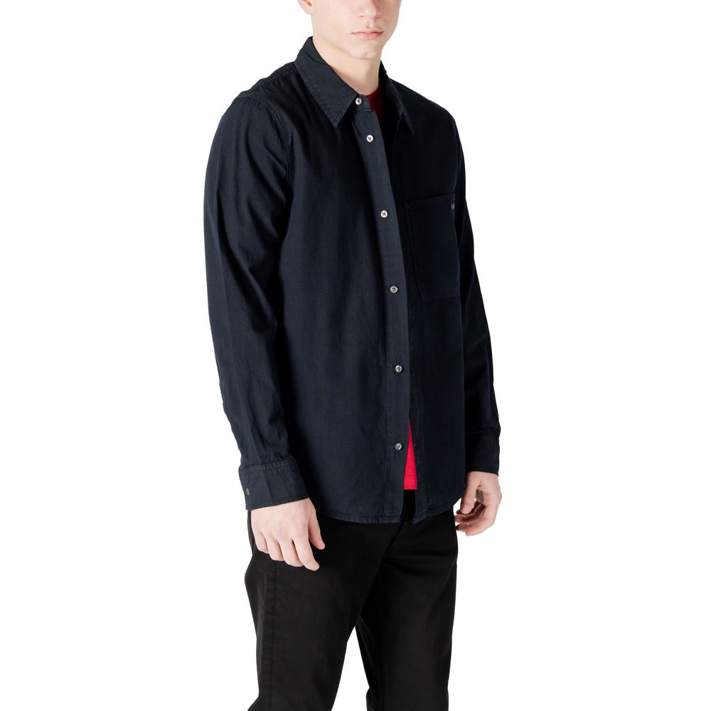 Shirt by Calvin Klein Jeans for men in denim cotton black features an polished silhouette, showcasing a sophisticated and detail for a truly polished finish.