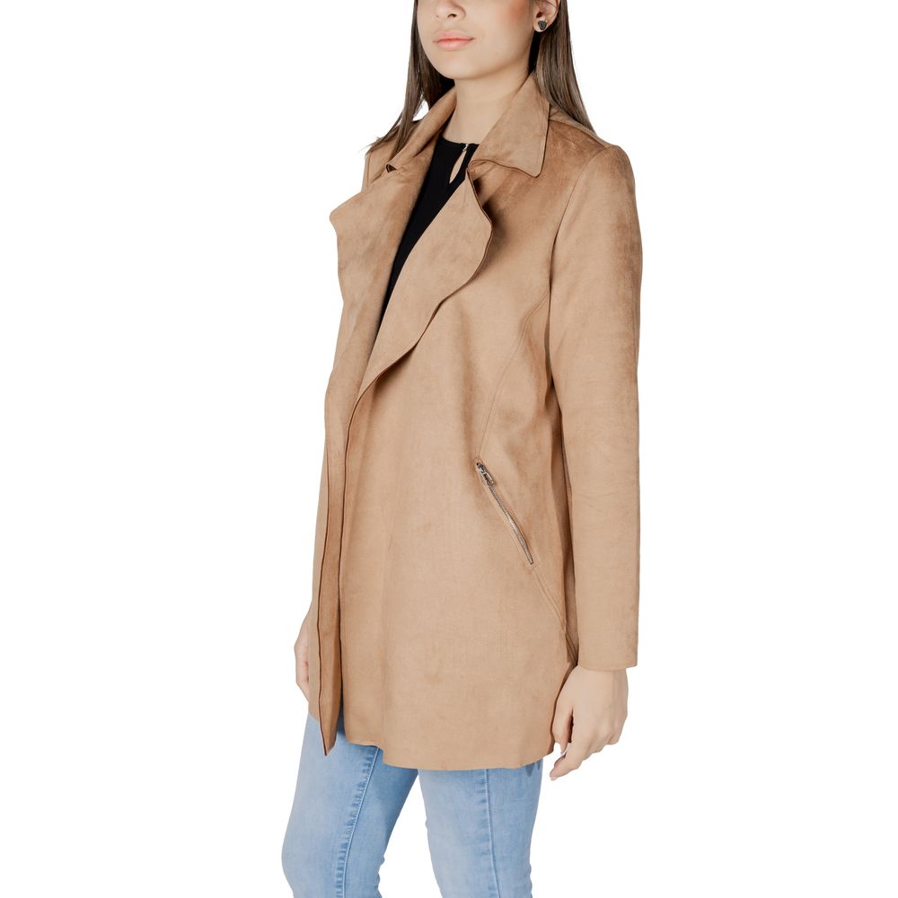 Trench Coat by Street One for women in stretch polyester beige presents a distinguished silhouette, artfully detailed with pockets and a distinguished lapel neckline for a sophisticated, distinguished finish.