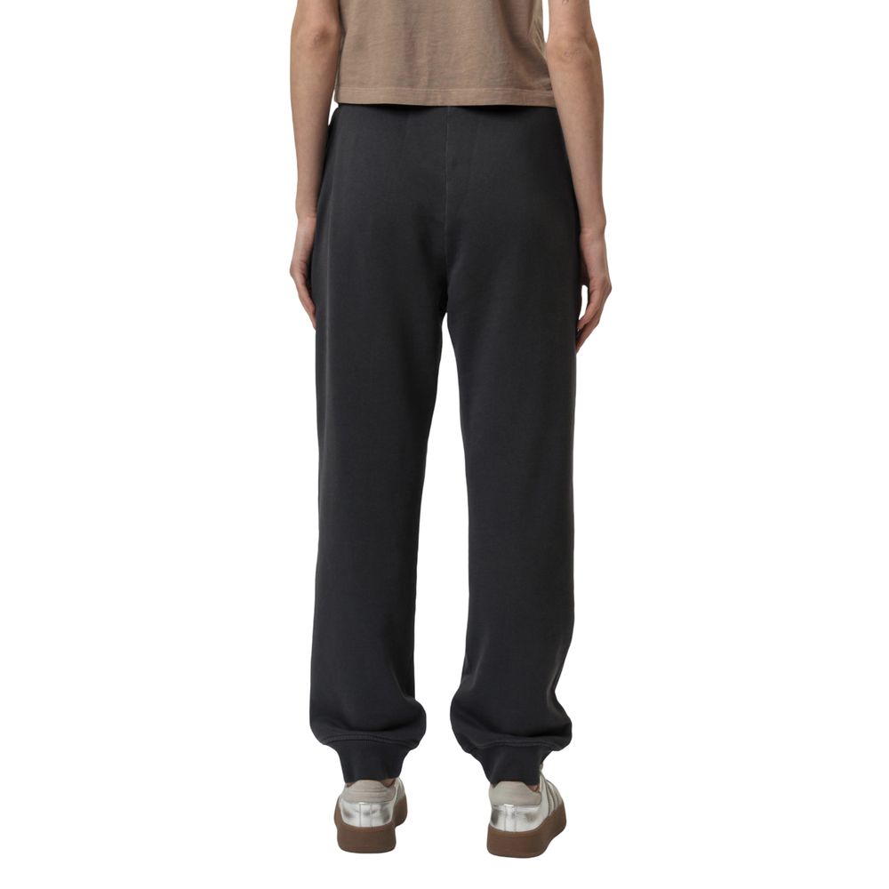 Activewear Jogger Pants by Calvin Klein Jeans for women in cotton gray features a contemporary silhouette with , a contemporary relaxed-fit, long hem, and for a premium, high-performance aesthetic.