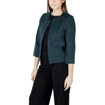 Vest by Street One for women in stretch polyester & modal green features a enviable silhouette, elegantly detailed with a enviable and functional pockets for a enviable finish.