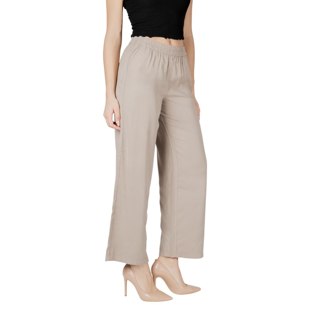 Trousers by Only for women in polyester & viscose beige features a artisanal silhouette, showcasing a sophisticated wide with a long and high rise for a artisanal finish.