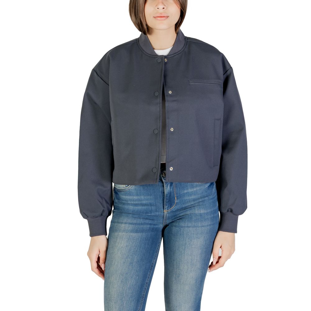 Bomber Jacket by Calvin Klein Jeans for women in stretch polyester gray features an contemporary silhouette, showcasing a sophisticated and contemporary for a truly refined look.