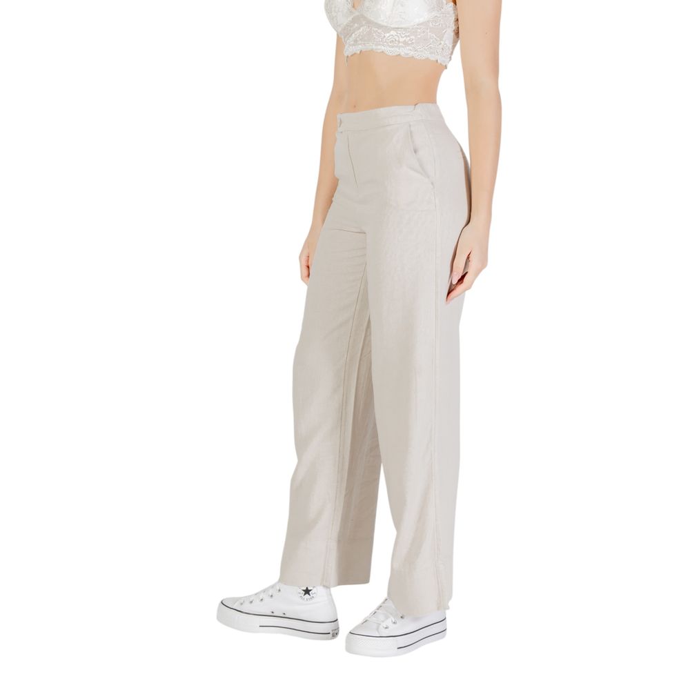 Trousers by Only for women in linen & viscose beige features a sculptural silhouette, showcasing a sculptural wide and long with a sophisticated for a sculptural finish.