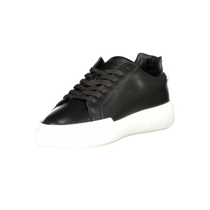 Athletic Sneakers by Calvin Klein for men in polyester polyethylene leather black & white showcases an impeccable silhouette, defined by an impeccable athletic style design that perfectly captures the essence of the Men's Athletic Polyester Polyethylene Leather Sneakers.