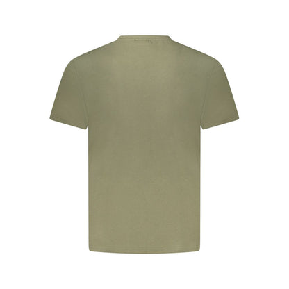 T-Shirt by Napapijri for men in cotton green showcases a unassuming silhouette, artfully detailed with a refined crew neckline and unassuming for a sophisticated, contemporary look.