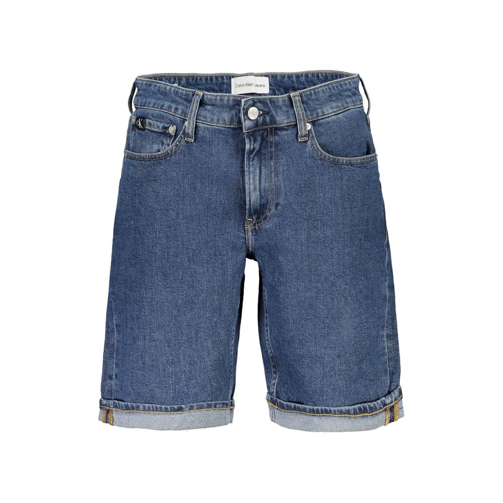 Short Trousers by Calvin Klein for men in cotton blue showcases a effortlessly chic silhouette, artfully tailored with a effortlessly chic regular-fit, a short cut, and a refined for a effortlessly chic finish.