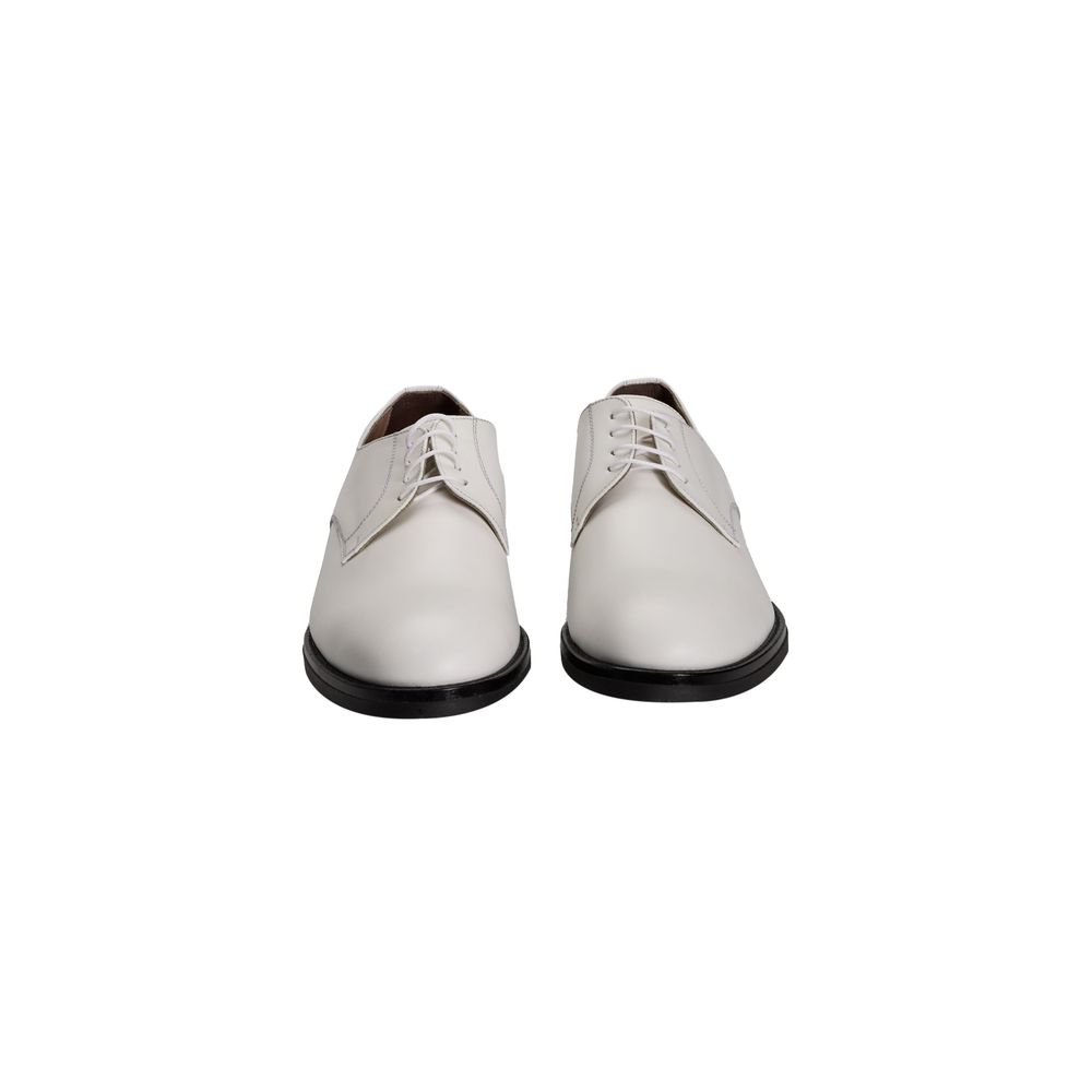 Low-Heel Lace-Up Shoes by Roberto Pepe Luxury for men in leather white showcases a timeless silhouette as Men's Leather Low-Heel Lace-Up Shoes, artfully designed with a timeless low-heel and refined for a timeless finish.