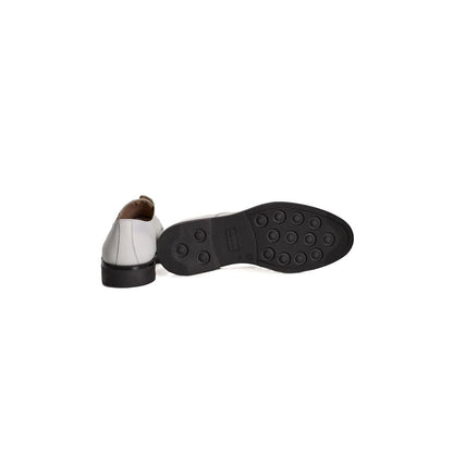 Low-Heel Lace-Up Shoes by Roberto Pepe Luxury for men in leather white showcases a timeless silhouette from the Men's Leather Low-Heel Lace-Up Shoes collection, featuring a timeless low-heel and for a timeless finish.