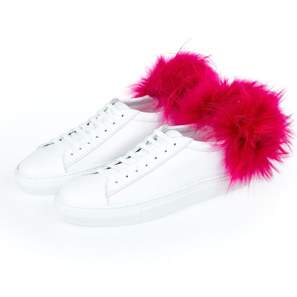 Sneakers by Mr&Mrs Italy for women in lamb leather & fur white features an sumptuous silhouette, showcasing the premium Women's Low Top Lamb Leather & Fur Sneakers in a sumptuous low-top style that offers a sumptuous finish for refined style.