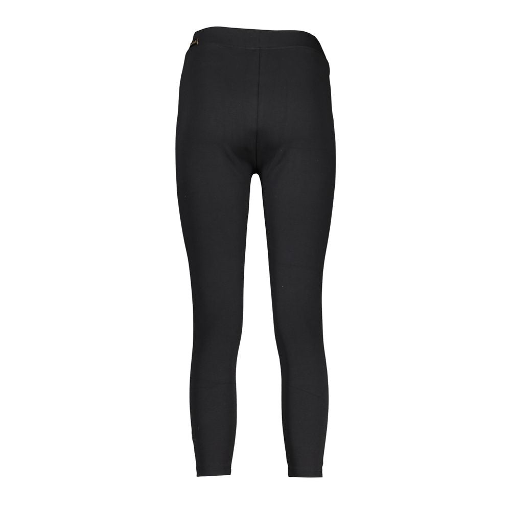 Activewear Leggings by Napapijri for women in cotton black features an ergonomic leggings with adjustable-waistband, highlighting a ergonomic and long for a premium, high-performance look.