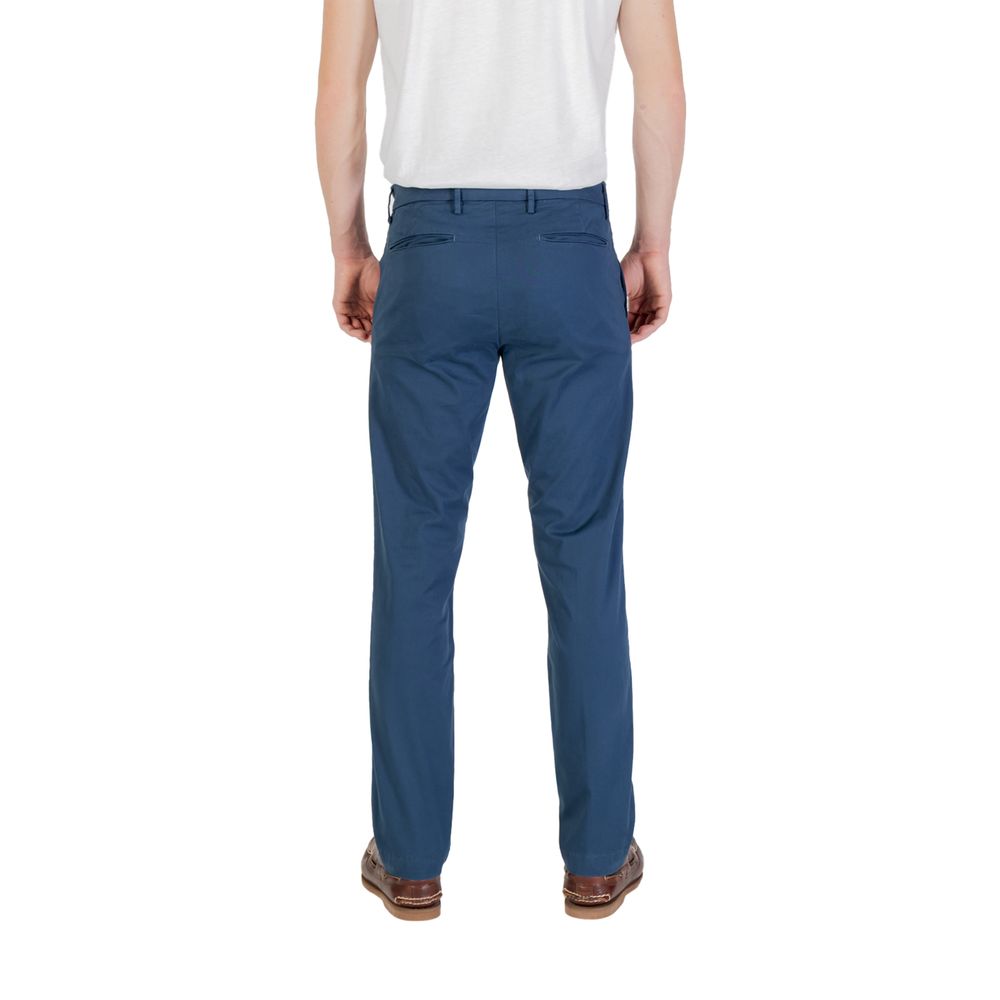 Trousers by Borghese for men in stretch cotton blue features a sculptural silhouette, showcasing a sculptural tapered-leg, skinny & slim and long with a sophisticated for a sculptural finish.