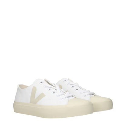 Sneakers by Veja for women in fabric white presents a sumptuous silhouette, artfully capturing the essence of the Women's Low Top Fabric Sneakers with its sumptuous low-top style design.