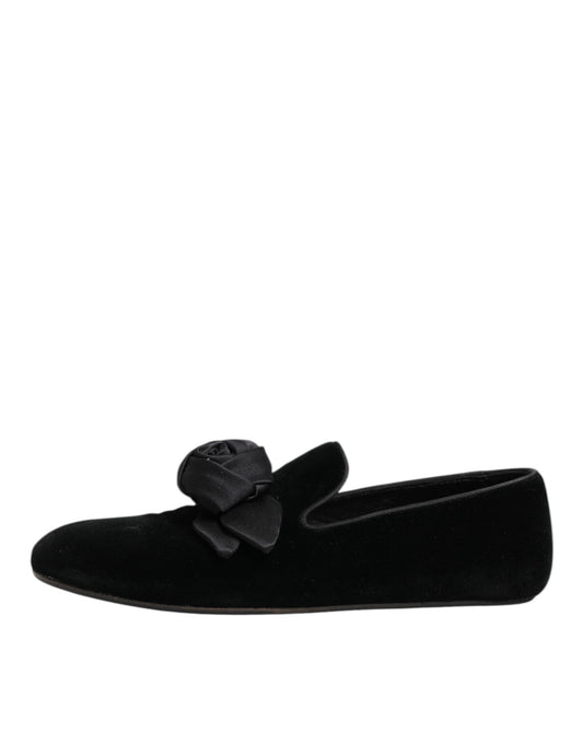 Loafer Slip-On Shoes by Dolce & Gabbana for men in silk viscose cotton & suede goat leather black & rose showcases a impeccable silhouette as Men's Silk Viscose Cotton & Suede Goat Leather Loafer Slip-On Shoes, artfully designed with a impeccable and refined for a impeccable finish.
