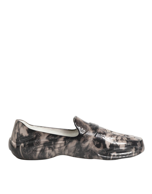 Clogs Sliders Flat Shoes by Dolce & Gabbana for men in thermoplastic polyurethane multicolor features an statuesque silhouette from the Men's Thermoplastic Polyurethane Clogs Sliders Flat Shoes collection, showcasing a and a statuesque for a statuesque look.