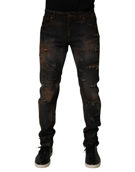 Jeans by Dolce & Gabbana for men in stretch denim cotton black features a refined silhouette with a refined skinny, regular-fit & slim, defined by a and a refined for a refined finish.