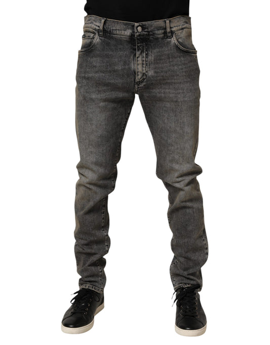 Jeans by Dolce & Gabbana for men in stretch denim cotton gray features an sophisticated and slim with a precise , creating a sophisticated and sophisticated silhouette.