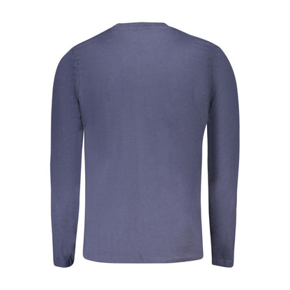 T-Shirt by North Sails for men in cotton blue features an on trend silhouette, perfectly showcasing a on trend and crew neckline for an elevated aesthetic.