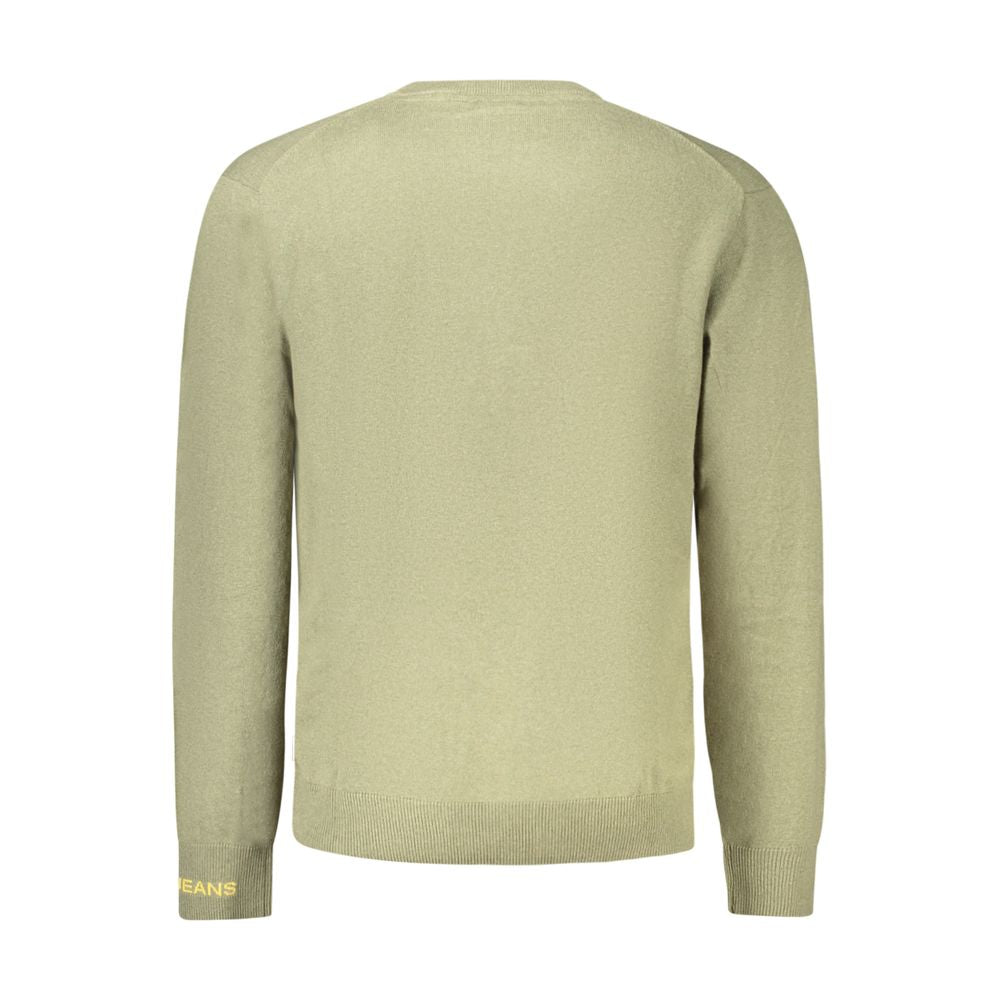 Sweatshirt by Pepe Jeans for men in cotton green features an magnificent silhouette, showcasing a sophisticated crew neckline and detail for a truly magnificent finish.