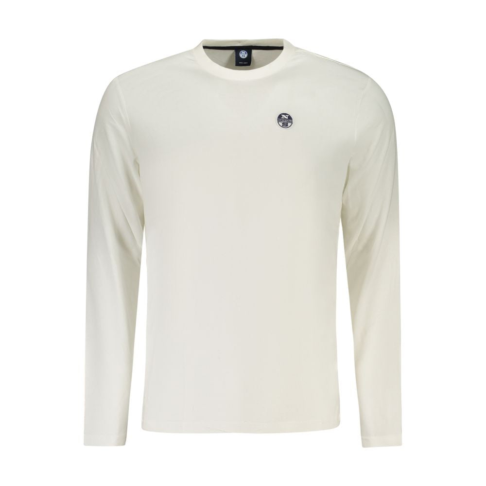 T-Shirt by North Sails for men in cotton white features an on trend silhouette, perfectly showcasing a on trend long-sleeve and crew neckline for an elevated aesthetic.